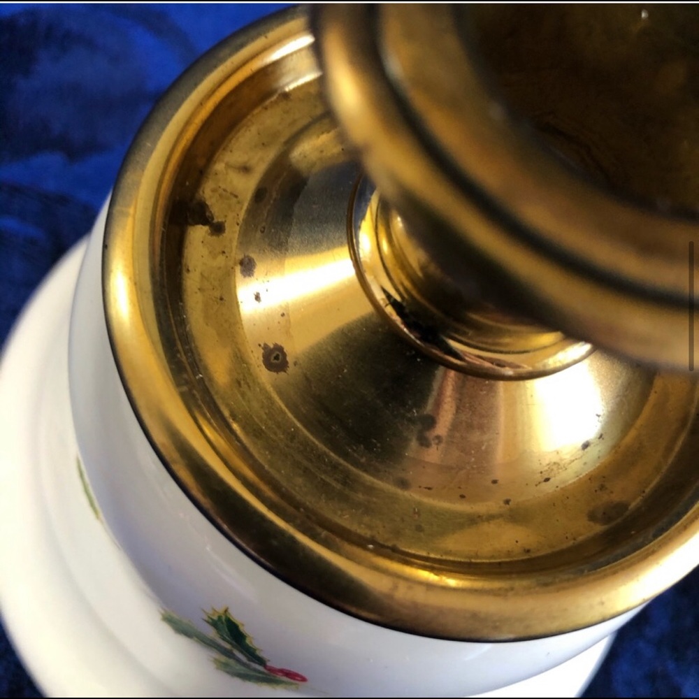Teleflora Vintage Christmas Holly Candle Holder - Picture 11 of 15